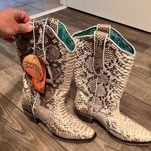 Snakeskin Cowboy Boots, never worn, tags still attached. Size 8